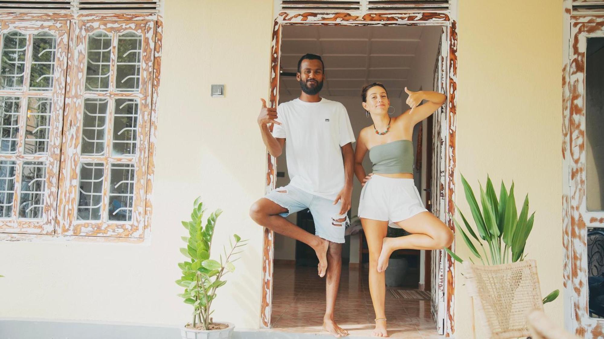 Dreamy Surf House Hotel Weligama Ngoại thất bức ảnh